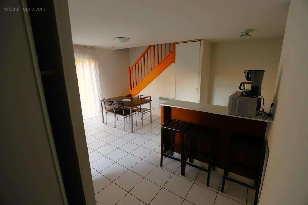 Vente maison t3 + 2 parkings - gerzat - photo 4