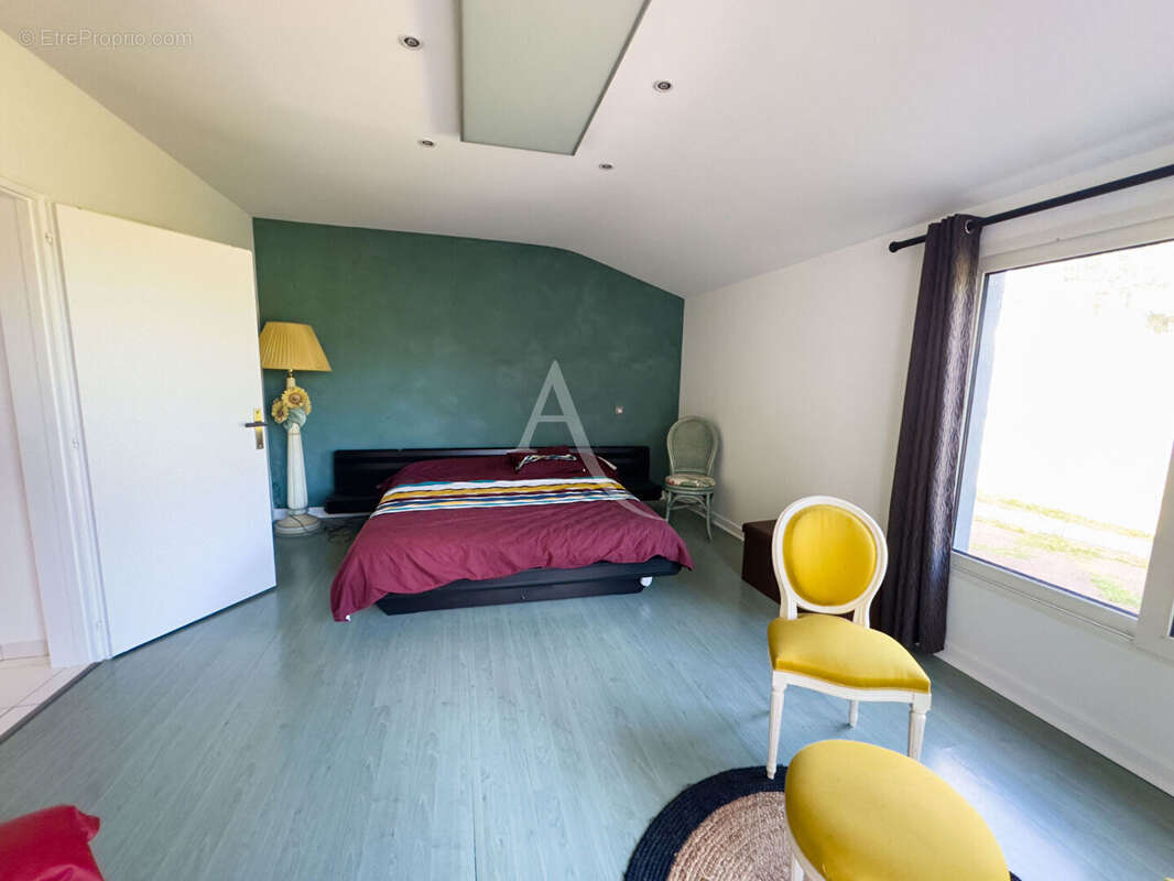 Maison à SAINT-REVEREND