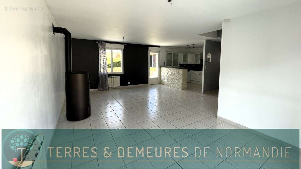 Pavillon récent avec sous-sol complet et dépendance  À l'orée de la forêt d'Eu, proche d'Eu et du littoral - photo 3