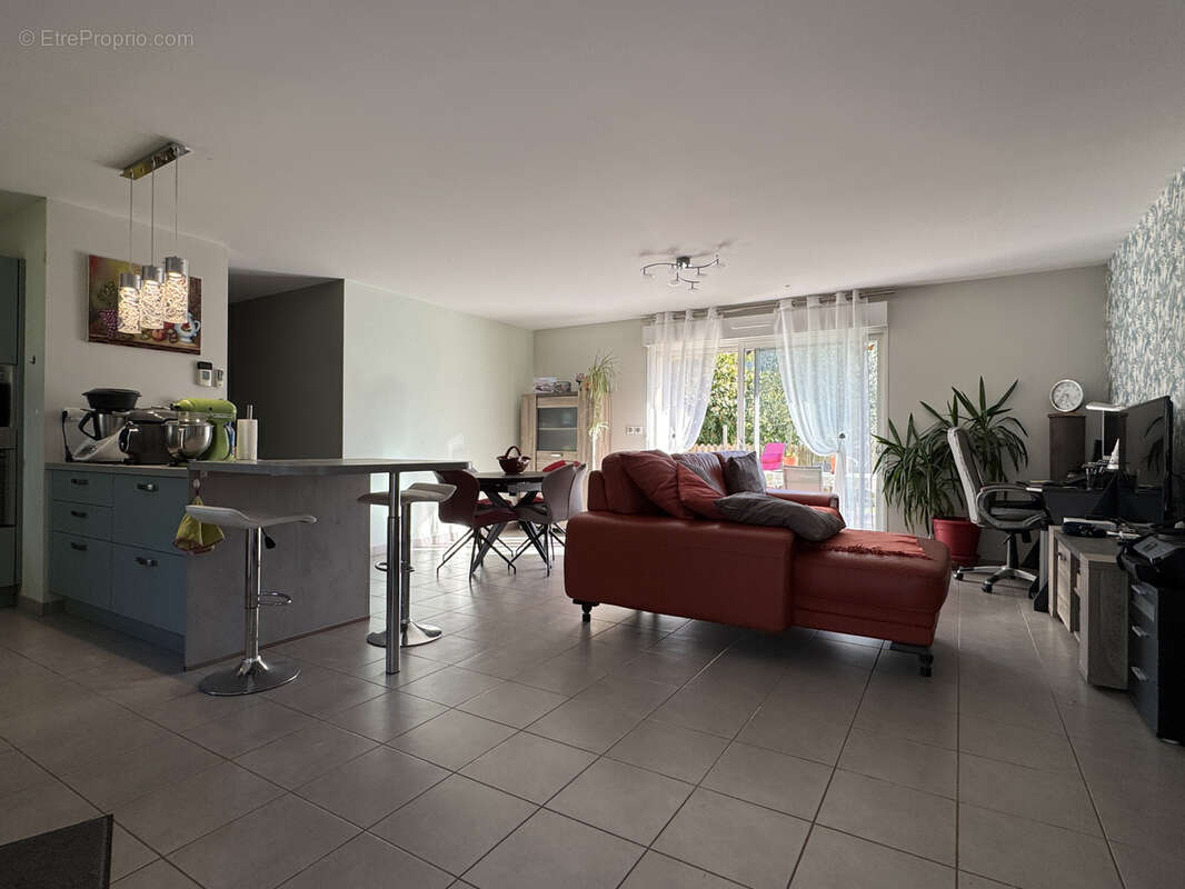 Maison à BAIGNES-SAINTE-RADEGONDE