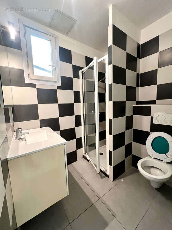 Appartement à SARTROUVILLE