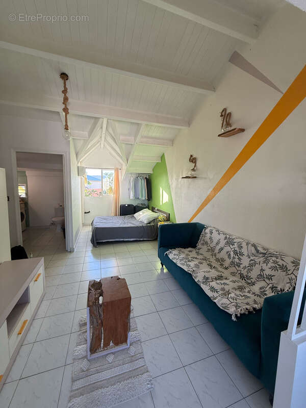 Appartement à BAIE-MAHAULT
