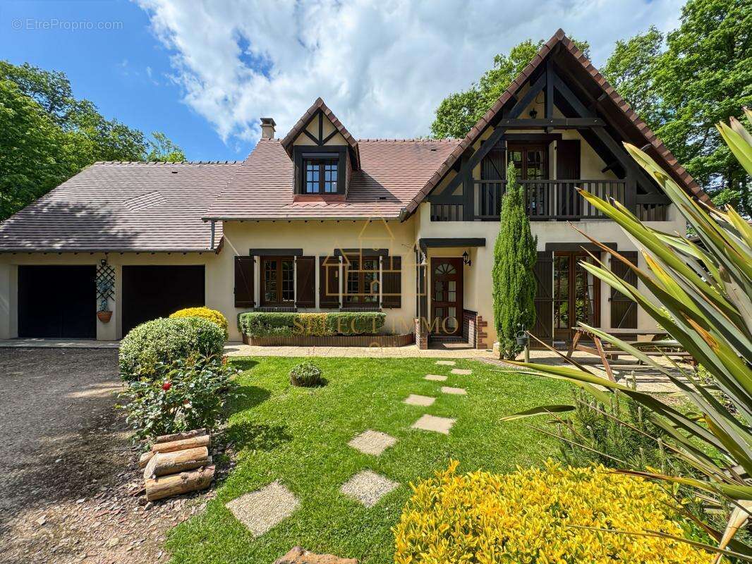 Maison à MANDRES