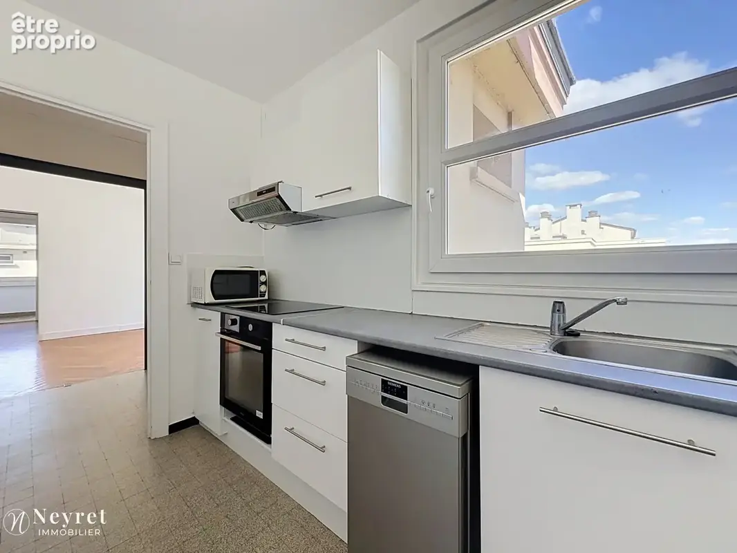 Appartement T2 secteur Voltaire Saint Amour - photo 6