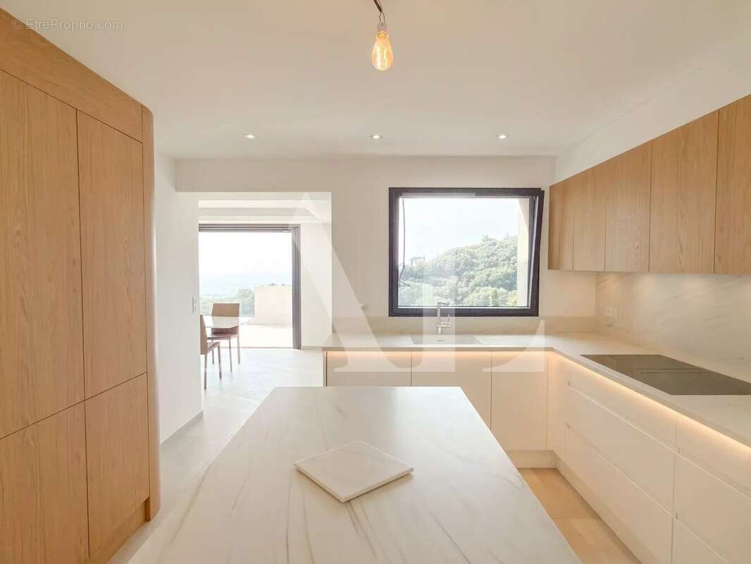 Vue mer panoramique - villa d'architecte de 245 m2 - photo 7