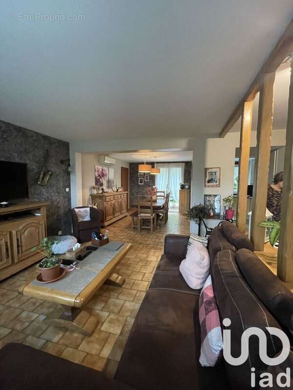 Photo 5 - Maison à JUILLY