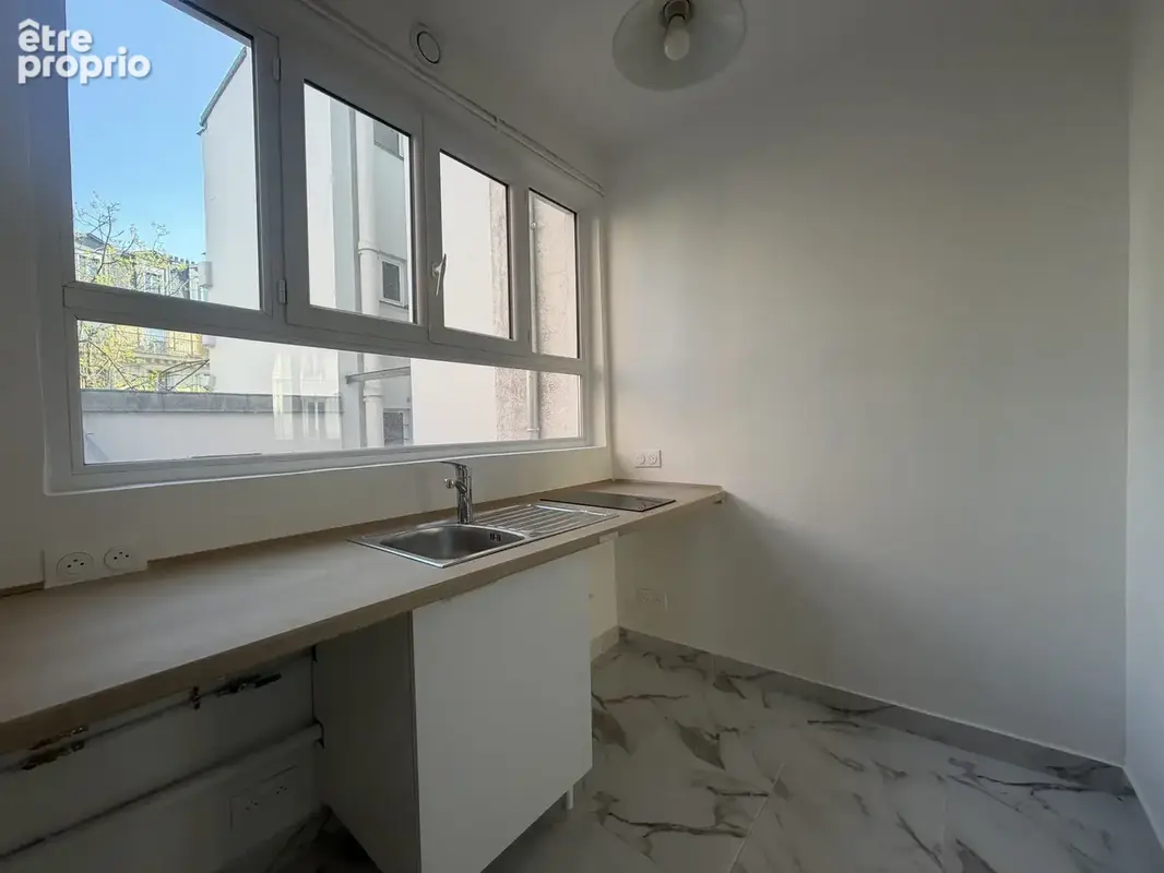 Appartement 2 pièces 44 m² à vendre à Paris-18e (75018) - photo 5