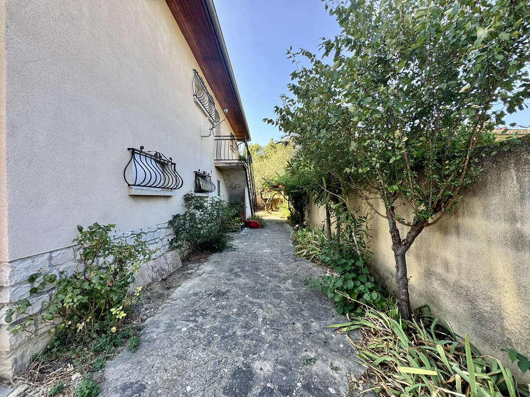 Nyons proche du centre villa avec jardin - photo 19