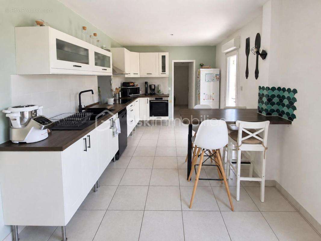 Villandry – Belle maison familiale de 144 m² avec 5 chambres, jardin et terrasse plein sud - photo 6