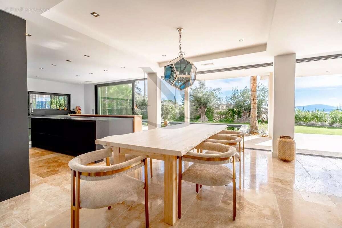 Maison à SAINTE-MAXIME