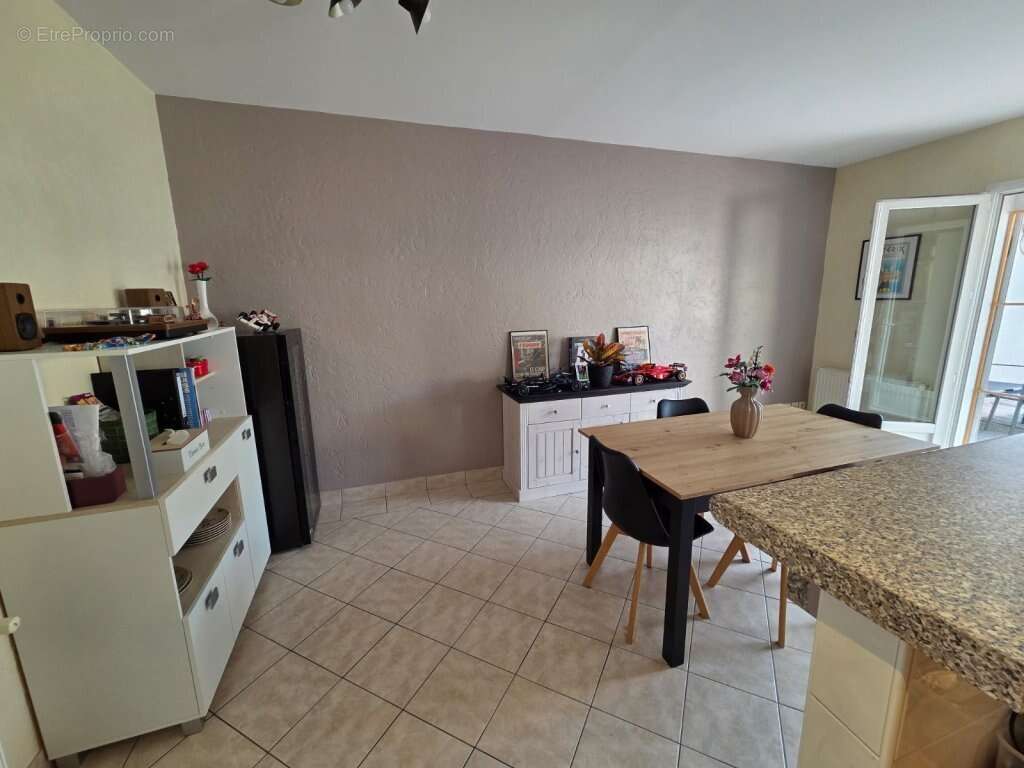 Appartement 180 m² à Le Creusot  - photo 5