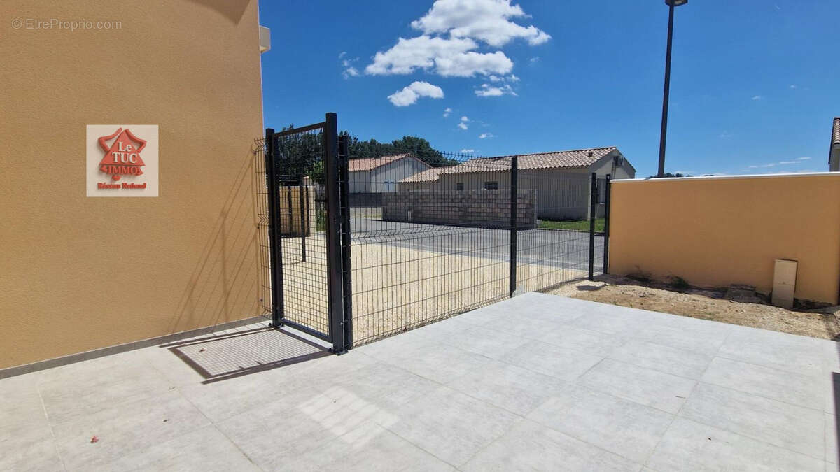 Maison à MONDRAGON