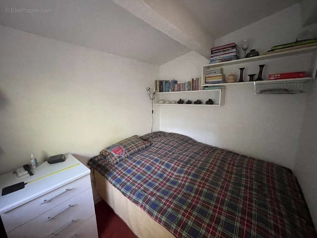 Maison à FIGANIERES