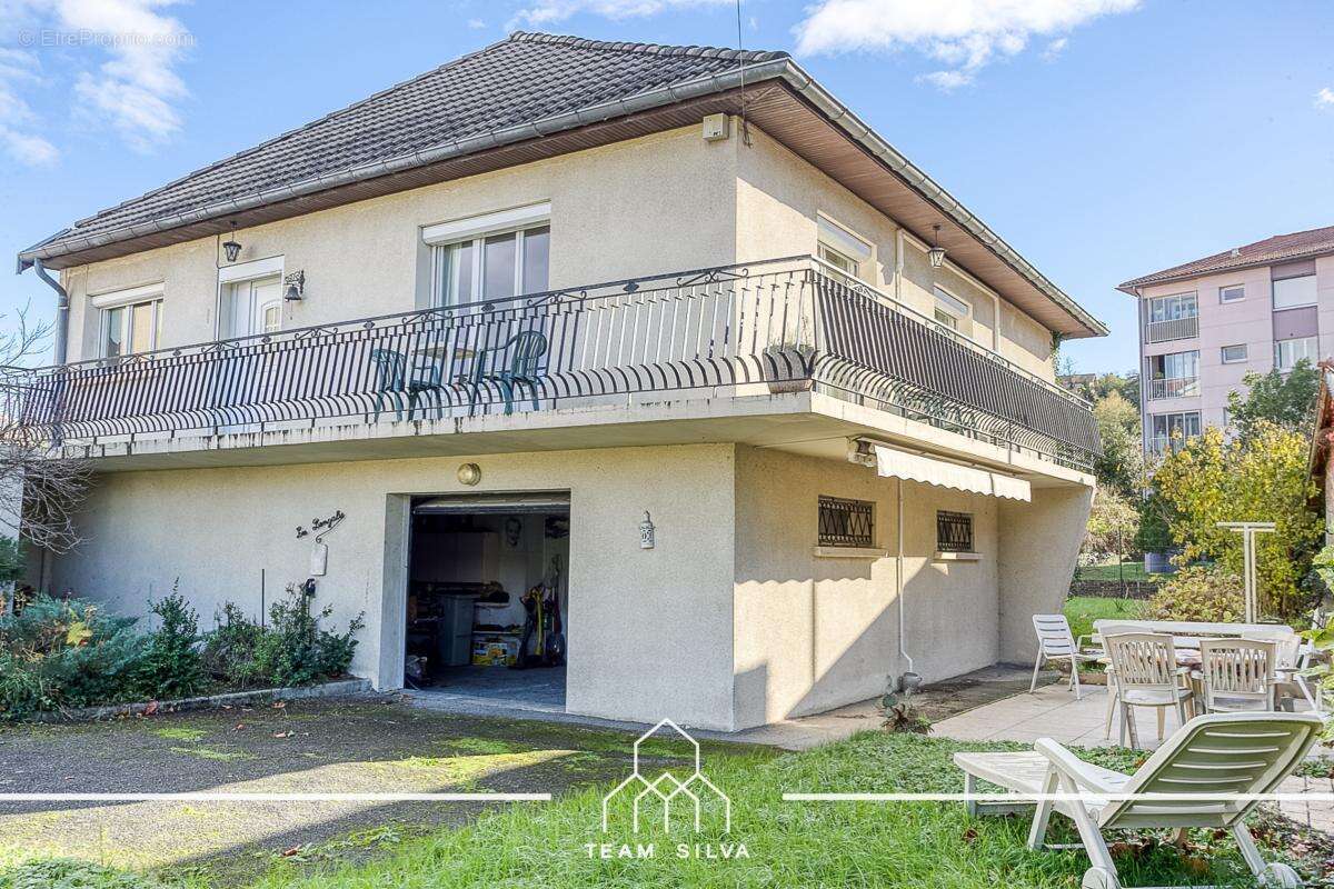 Maison à SEREZIN-DU-RHONE