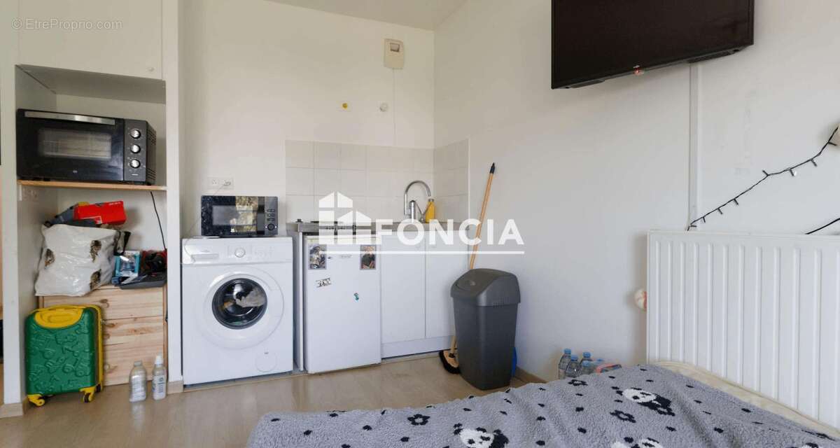 Appartement à FLEURY-MEROGIS