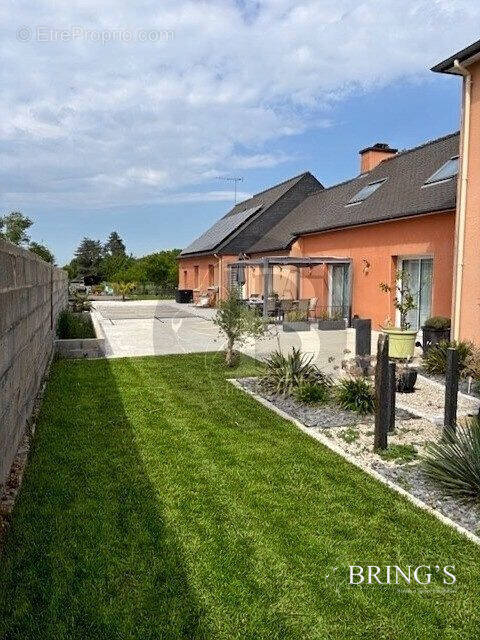 Maison 274 m² à Erbray  - photo 3