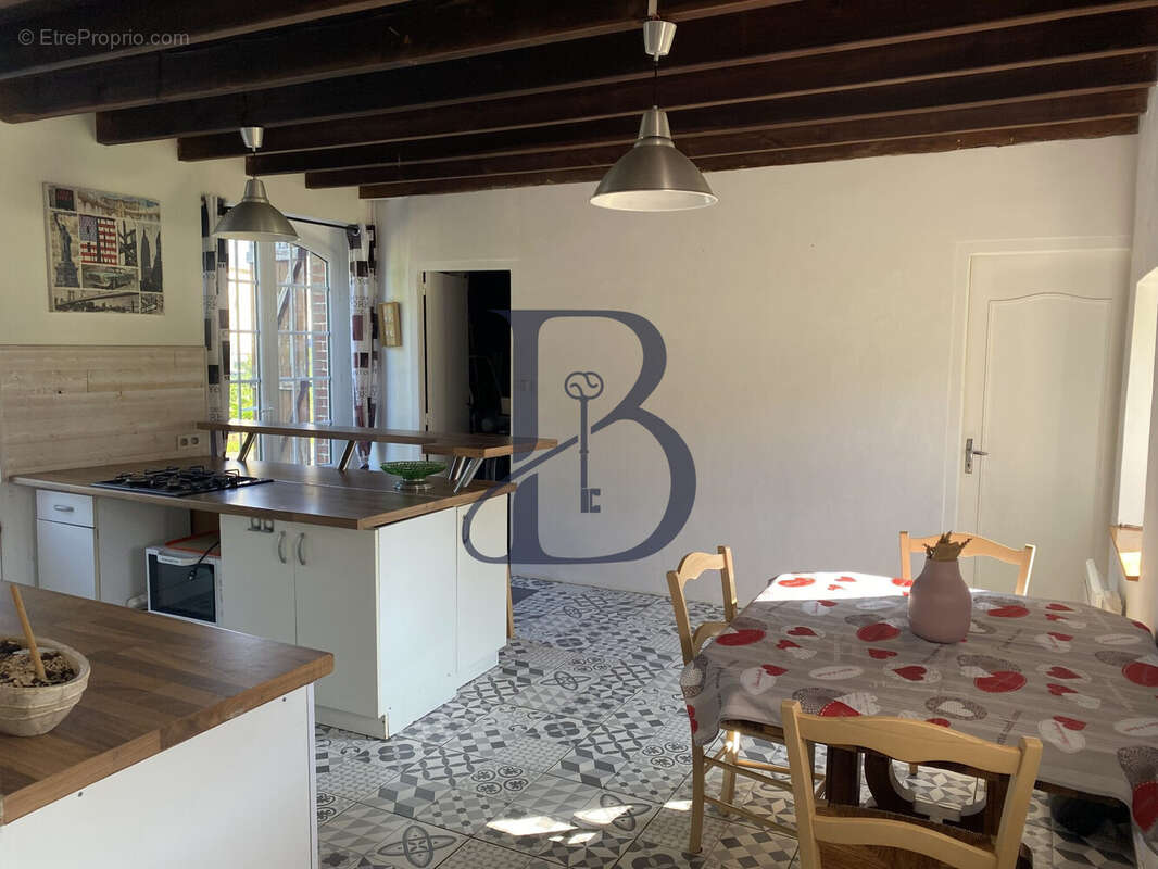 Maison à VILLEDIEU-LES-POELES