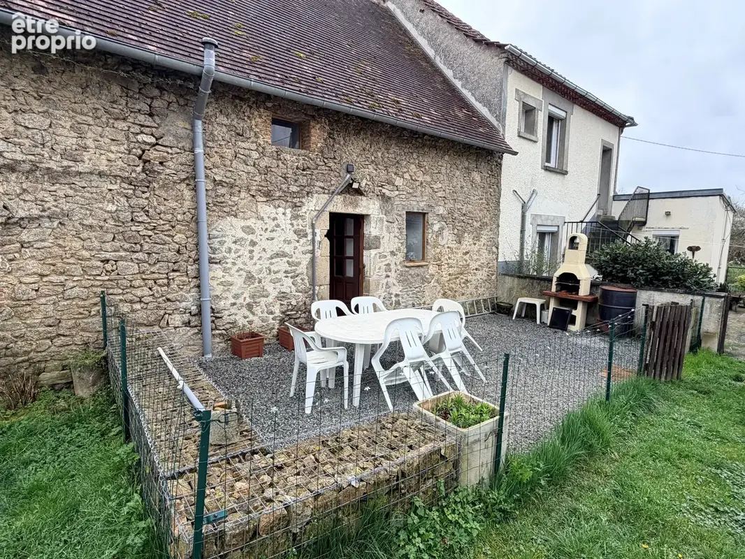 Maison de campagne avec maison d'amis attenante, terrain et enclos - photo 14