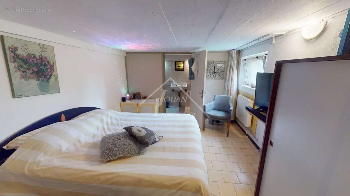 Maison à SAINT-BONNET-TRONCAIS