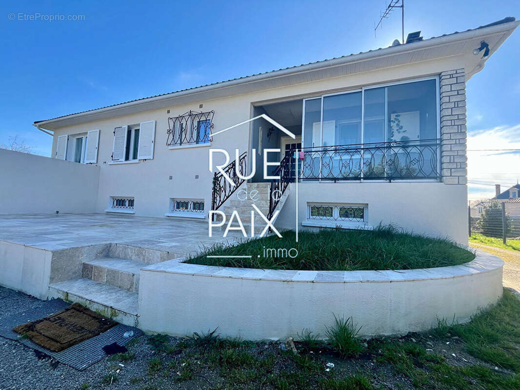 Maison à LA FERRIERE-EN-PARTHENAY