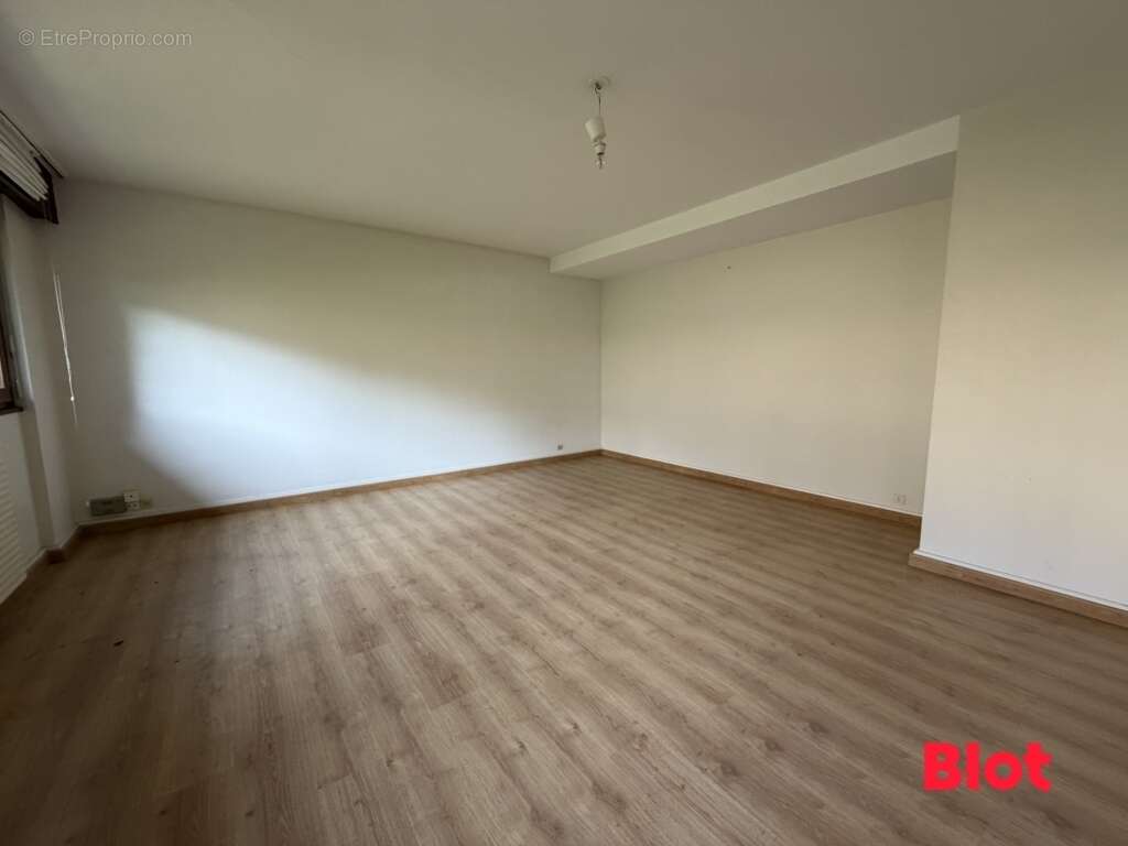 Appartement 81 m² à Rennes  - photo 3