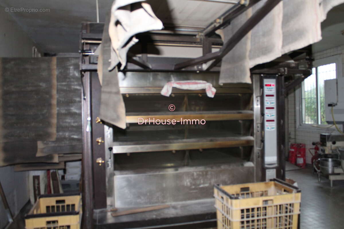 Commerce à ROUMAZIERES-LOUBERT