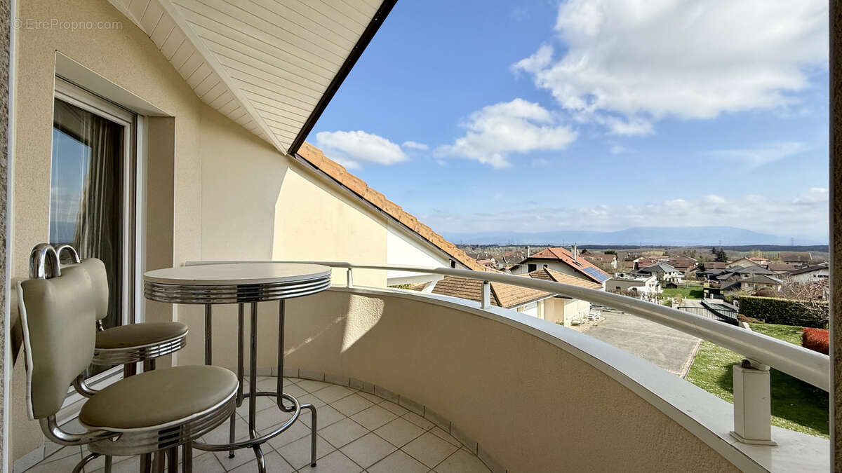 Maison à DIVONNE-LES-BAINS