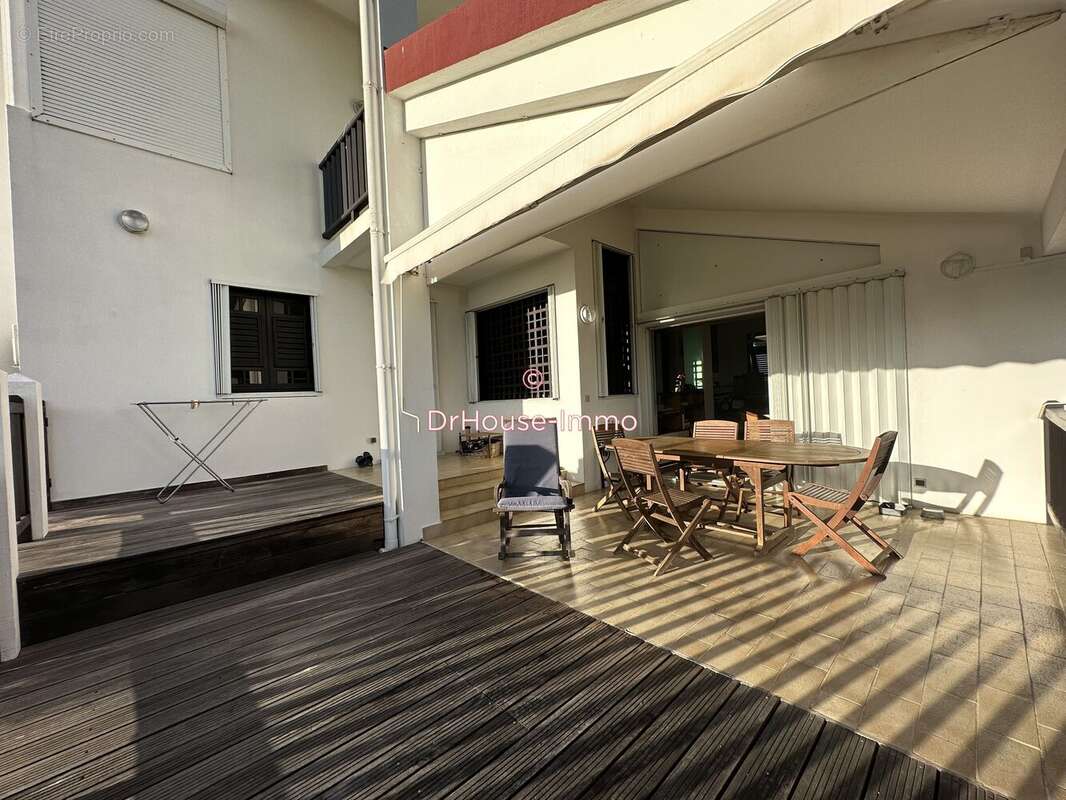 Maison à SCHOELCHER