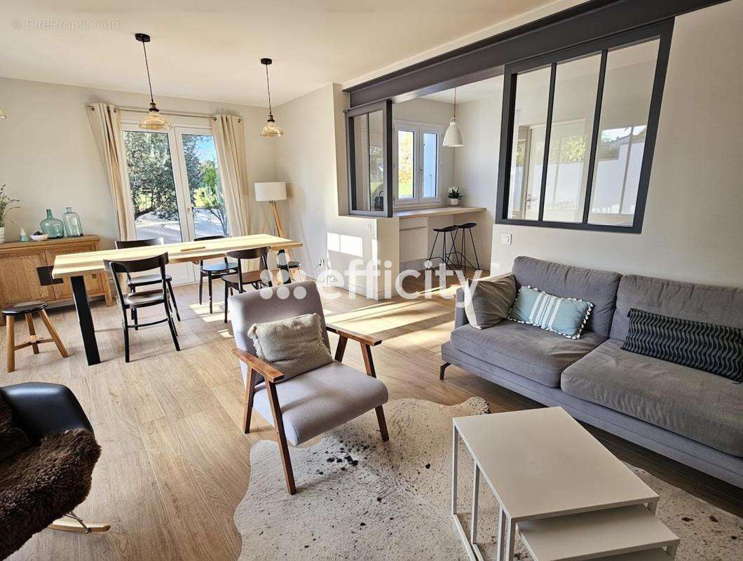 Maison à SAINT-MARTIN-DE-RE