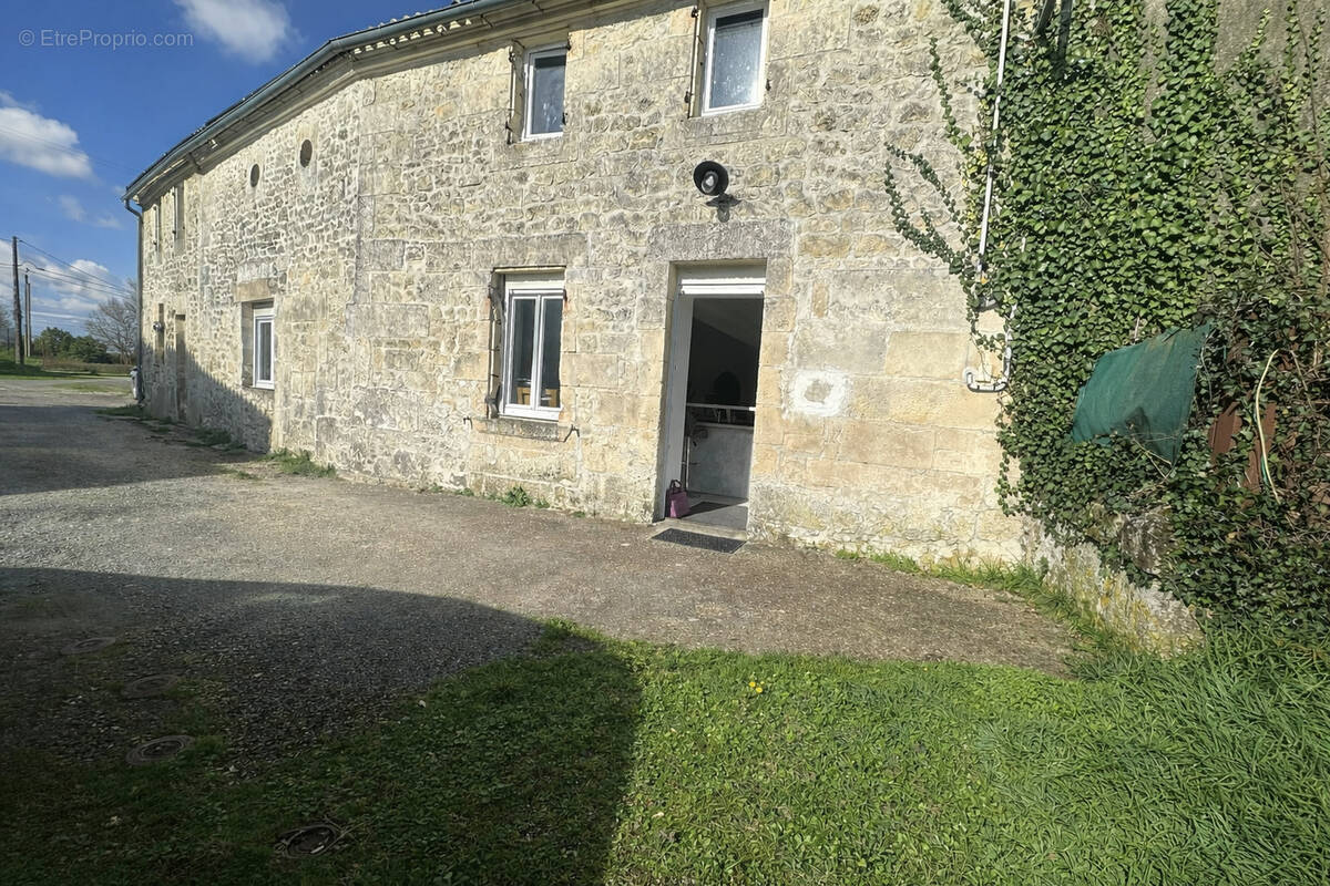 Maison à RETAUD