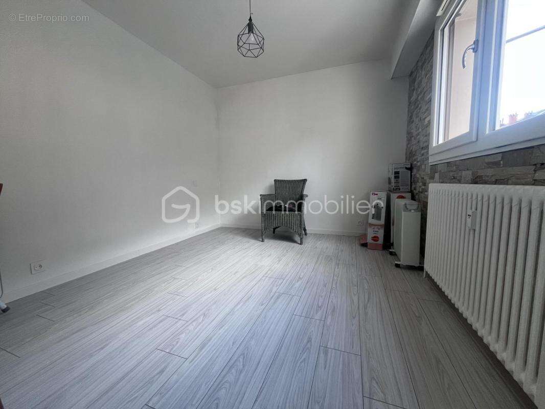 Appartement à FOURNEAUX