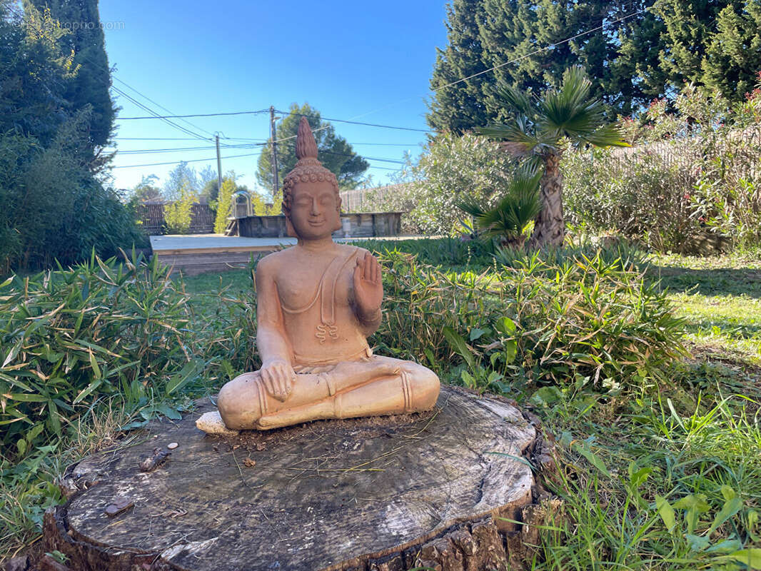 Maison à L&#039;ISLE-SUR-LA-SORGUE