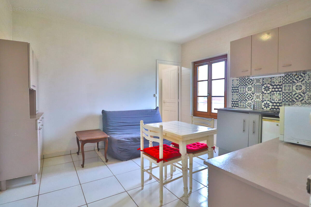 Appartement à SAINTE-SAVINE