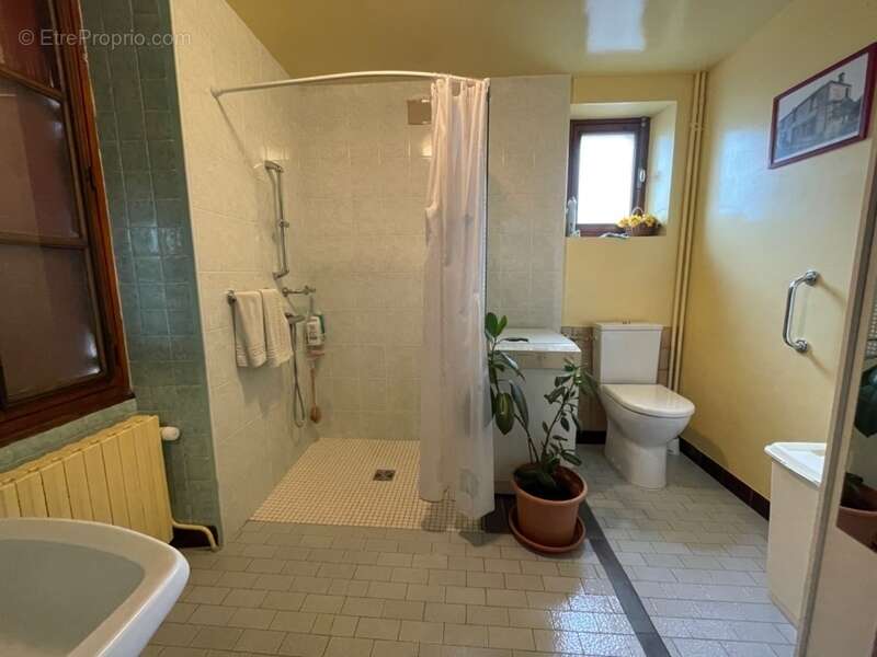 Maison à LOURDOUEIX-SAINT-PIERRE