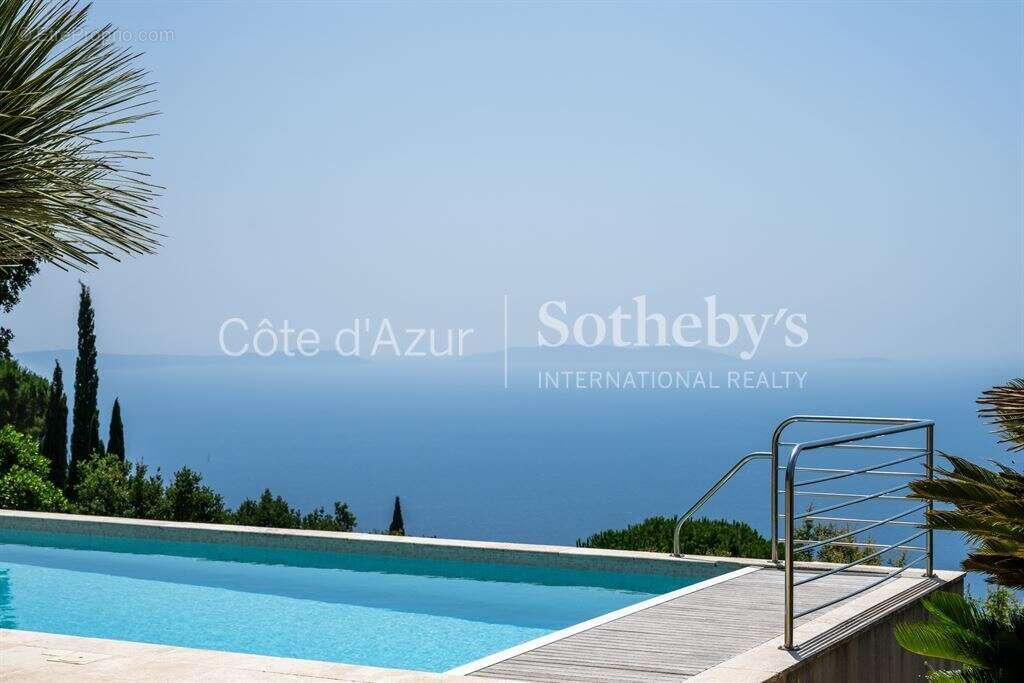 Maison à RAYOL-CANADEL-SUR-MER