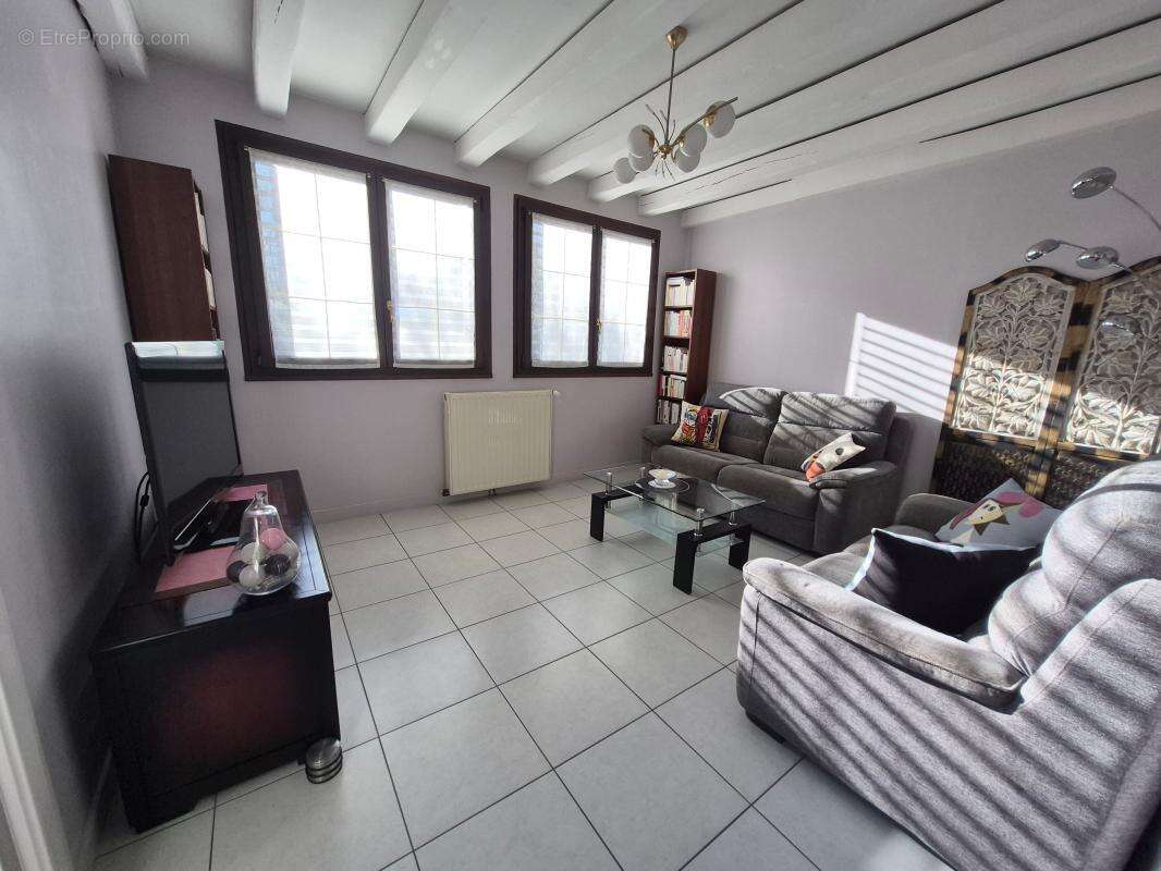 Maison à JUVISY-SUR-ORGE