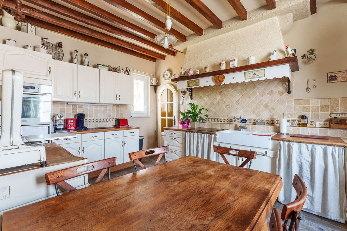 Maison à VIEUVICQ