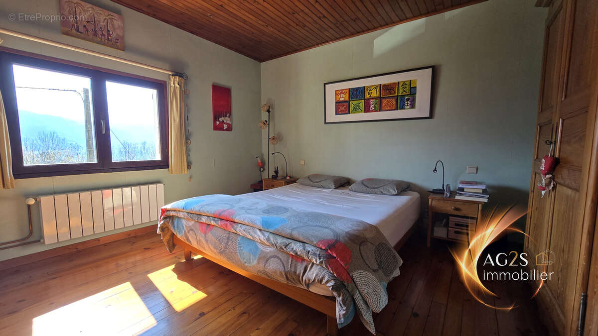 Maison à LA TERRASSE