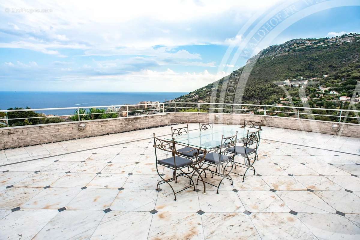 Maison à BEAUSOLEIL