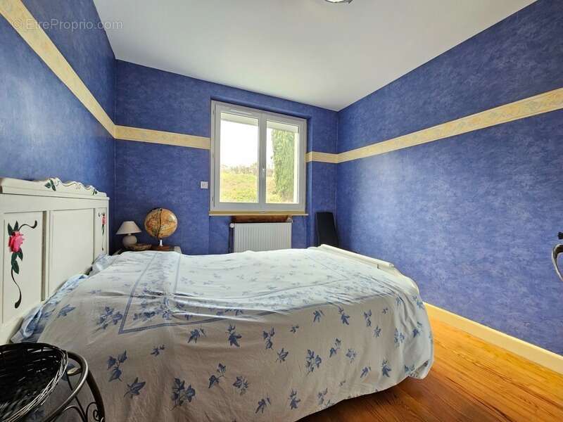 Maison à PANISSIERES