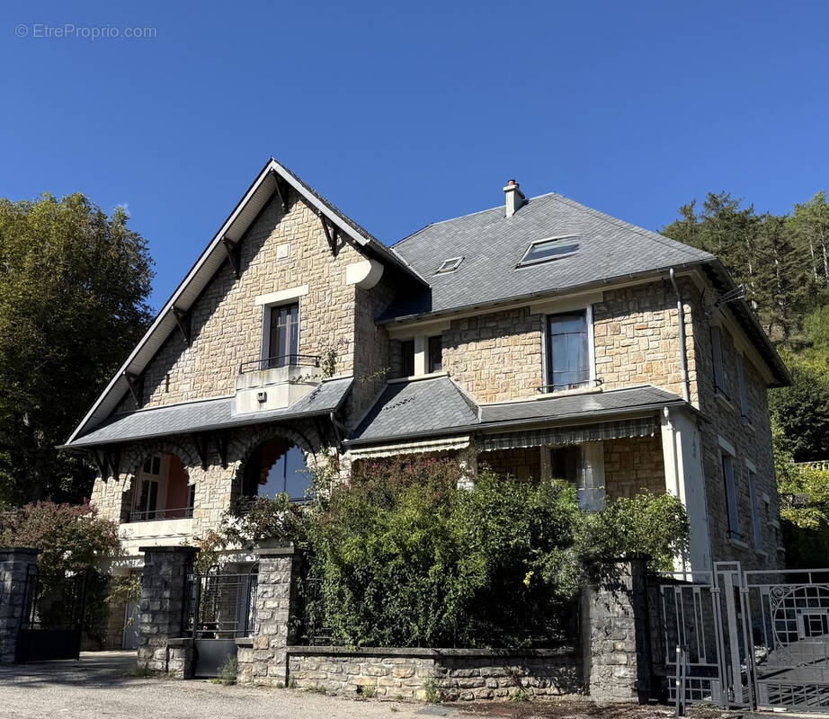 Maison à ESPALION