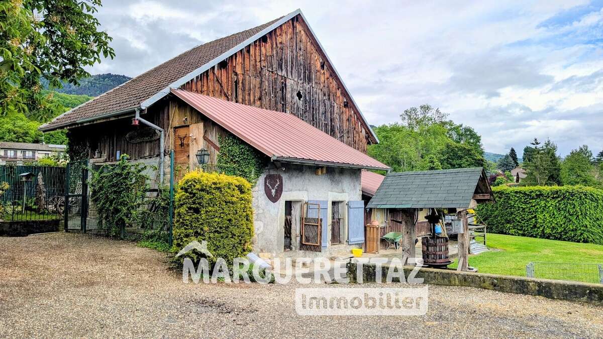 Maison à BONNE