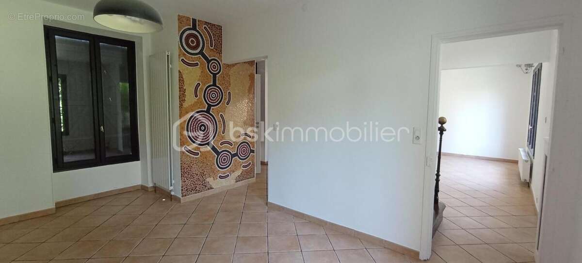 Maison à CORBEIL-ESSONNES