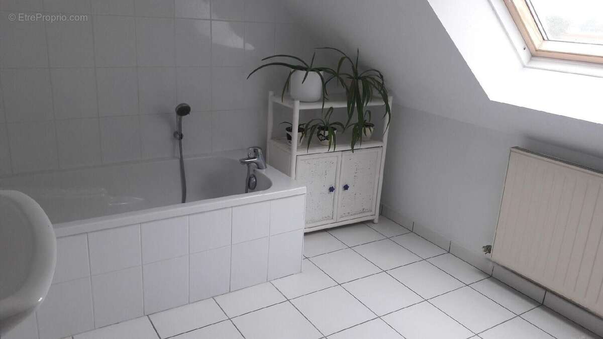 Photo 9 - Maison à LA VILLE-AUX-DAMES