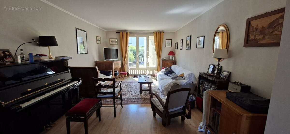 Appartement 128 m² à Limoges  - photo 2