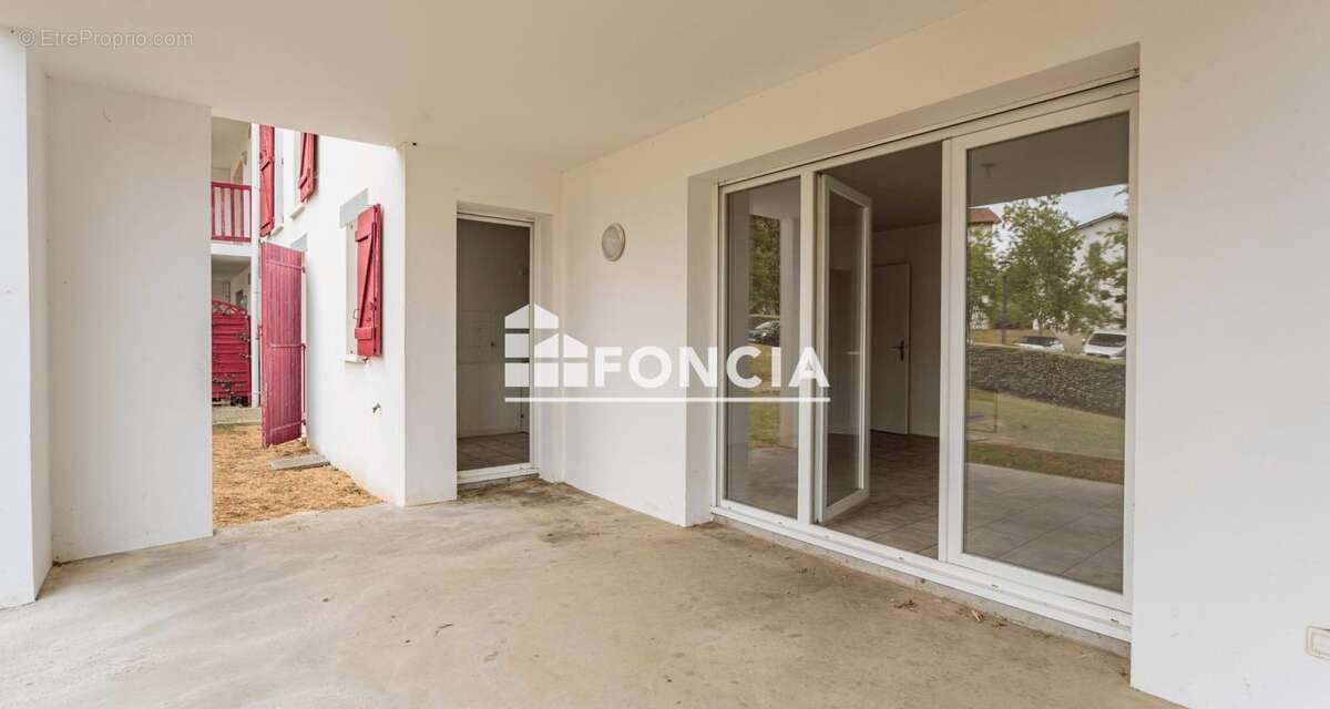Briscous T3 de 64m2 avec terrasse, parking et cave - photo 6