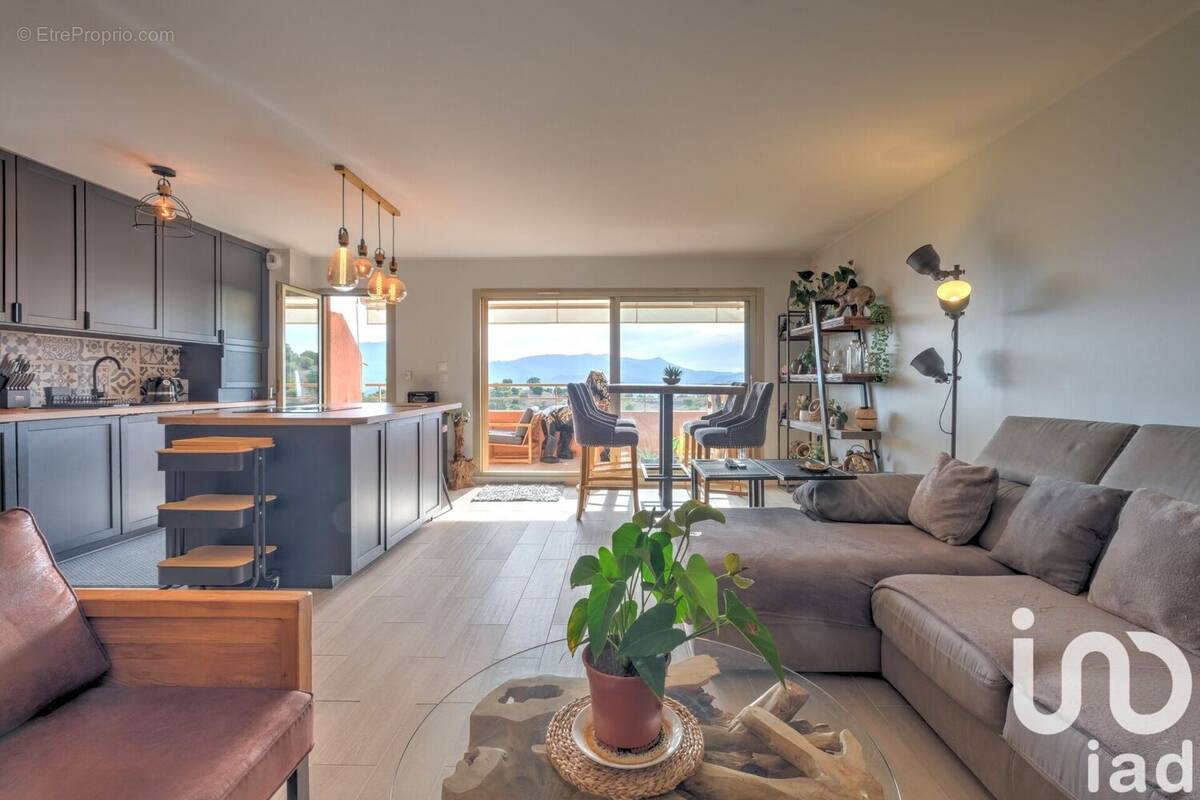 Photo 1 - Appartement à MANDELIEU-LA-NAPOULE