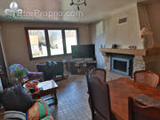 Maison à POUILLY-SUR-SAONE