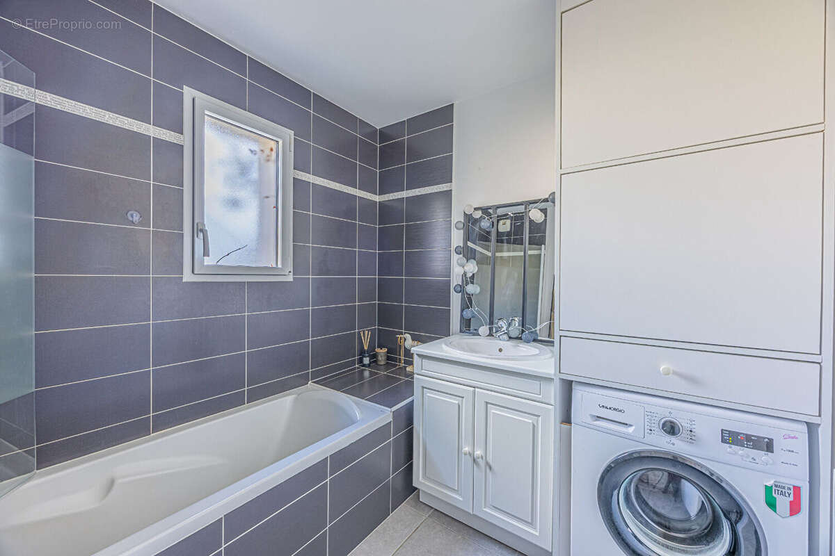 Appartement à SAINTE-LUCE-SUR-LOIRE