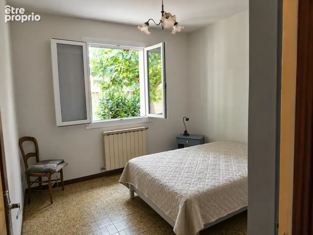 Villa 5 pièces avec 2 garages et jardin - photo 15